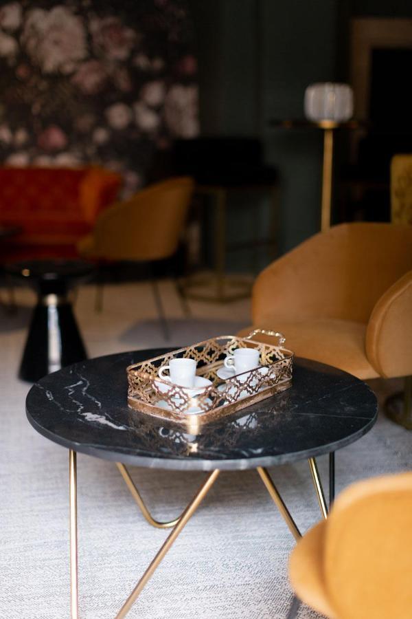 Le Victoria Boutique Hotel Saint-Paul-Trois-Chateaux Bagian luar foto