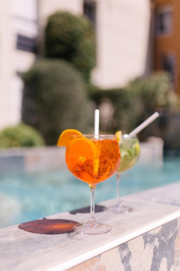 Le Victoria Boutique Hotel Saint-Paul-Trois-Chateaux Bagian luar foto