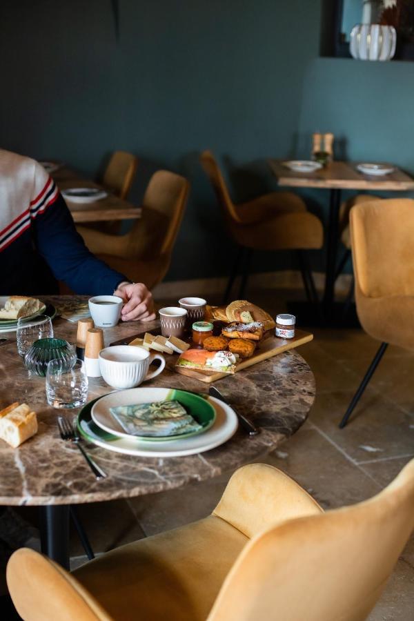 Le Victoria Boutique Hotel Saint-Paul-Trois-Chateaux Bagian luar foto