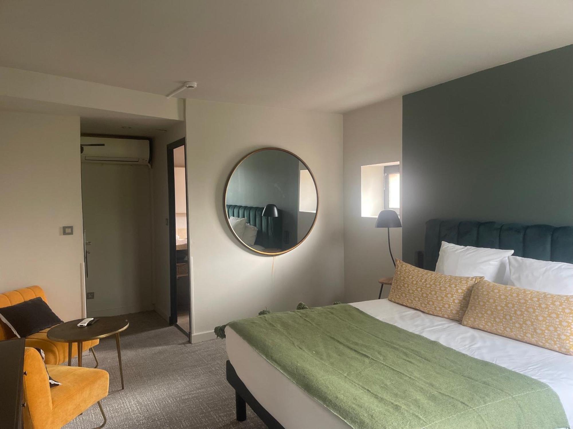 Le Victoria Boutique Hotel Saint-Paul-Trois-Chateaux Bagian luar foto