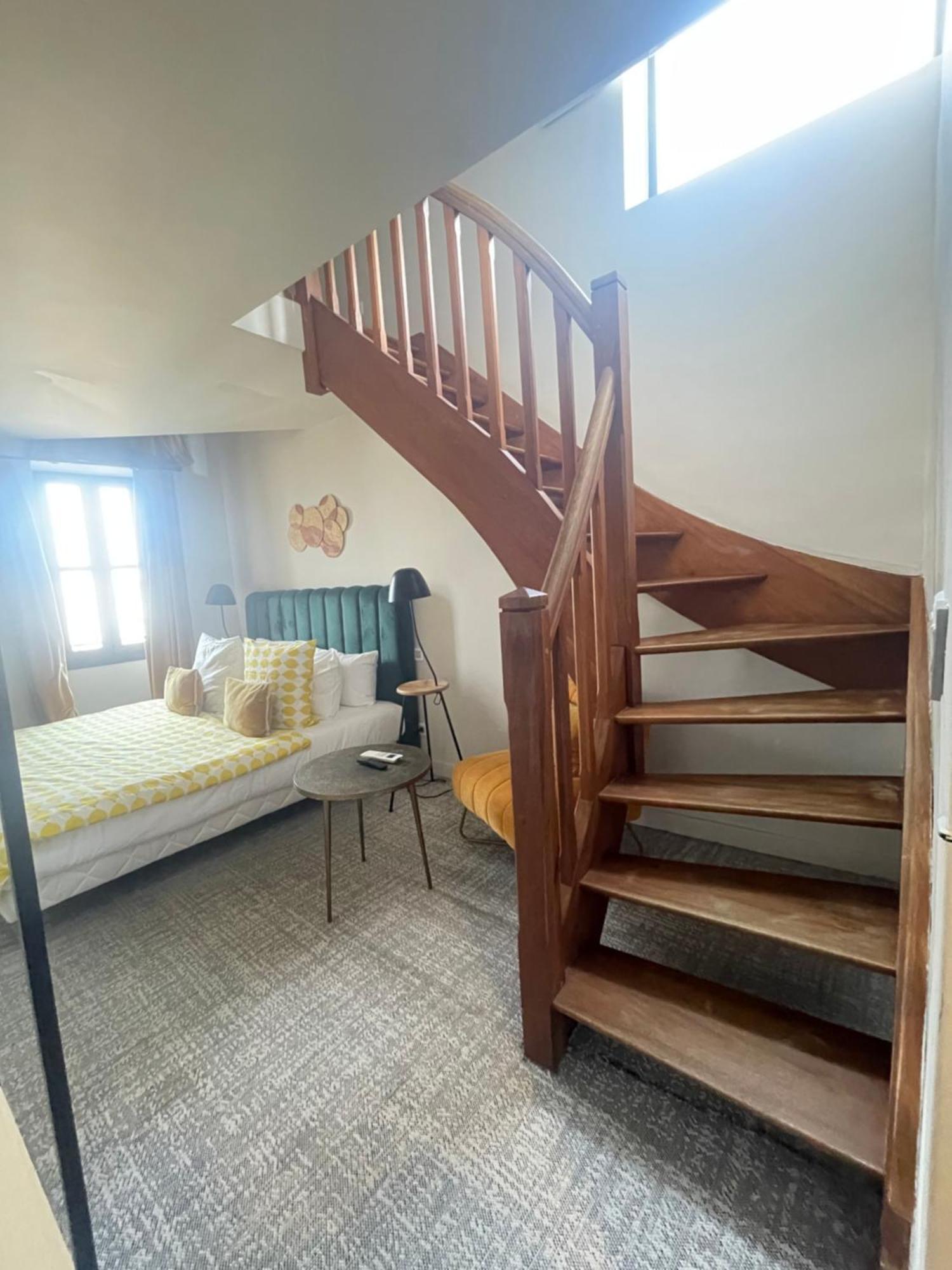 Le Victoria Boutique Hotel Saint-Paul-Trois-Chateaux Bagian luar foto